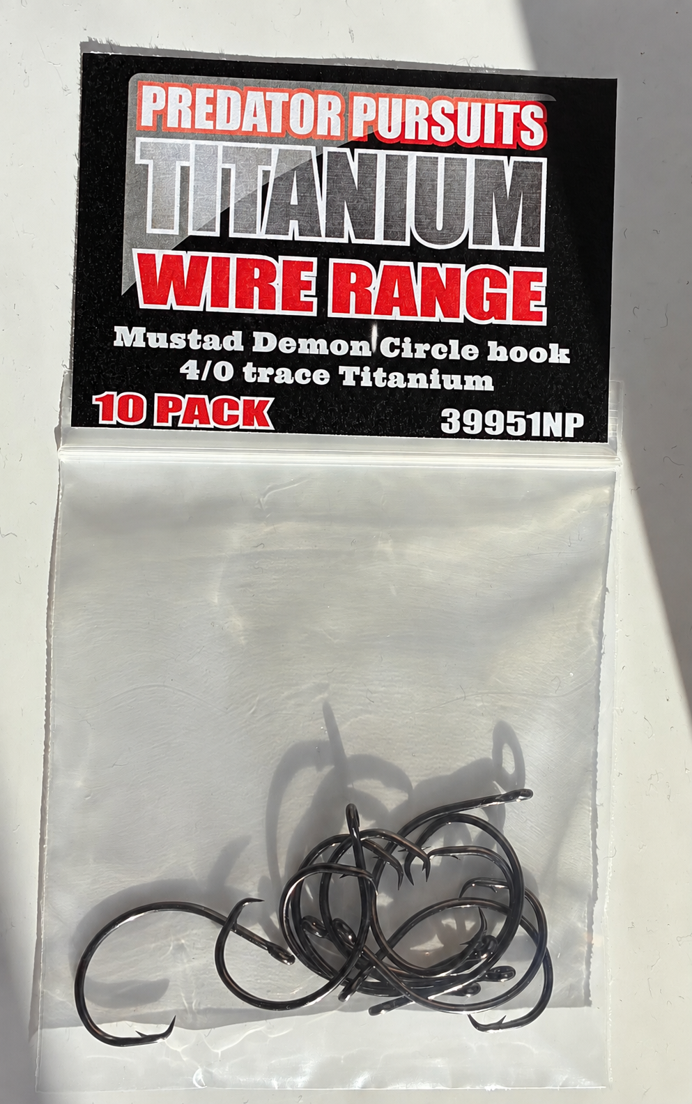 Mustad Demon Circle hook size 4/0 inline model 39951NP-BN