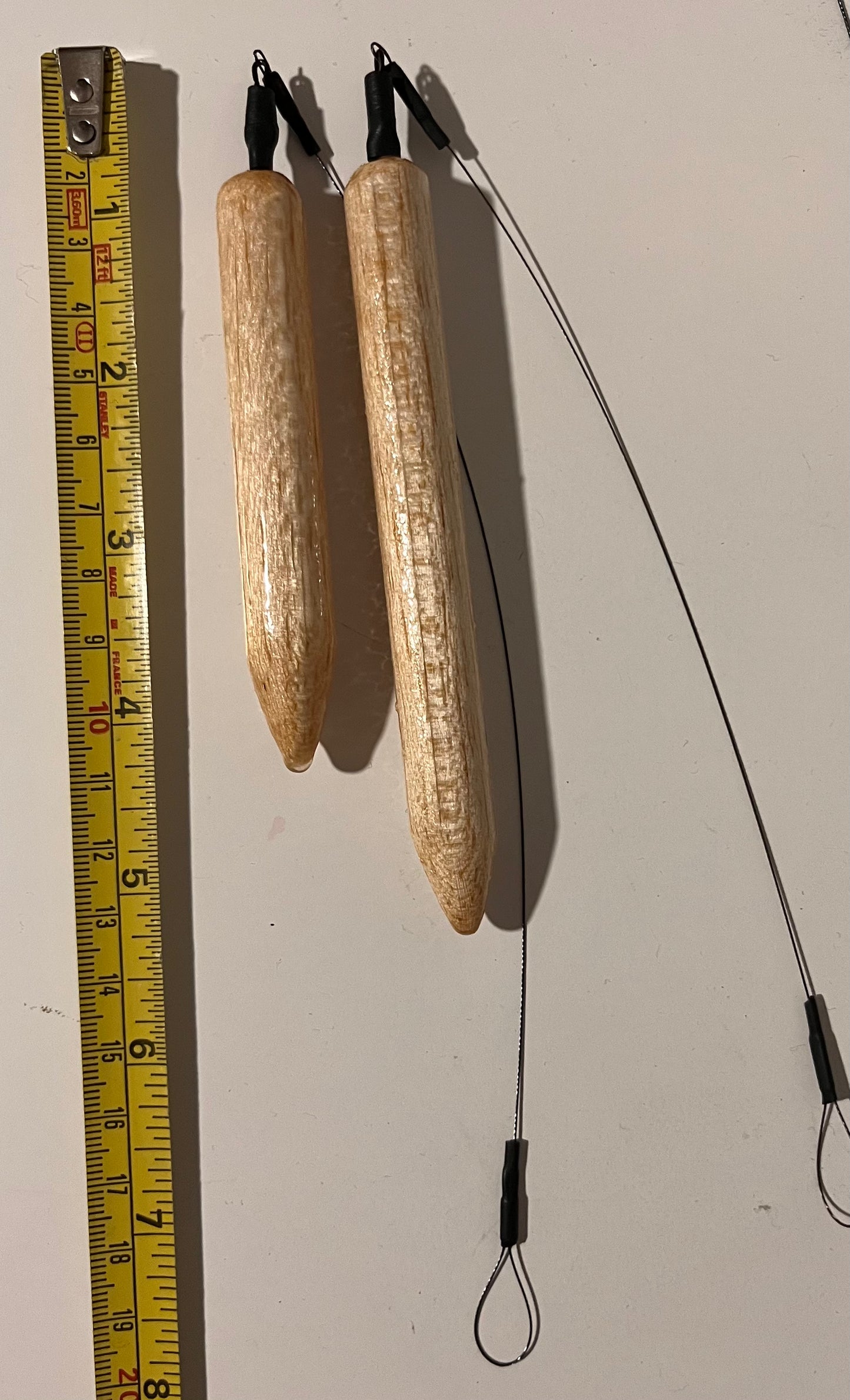 Balsa pop up sticks with retain & wire clip